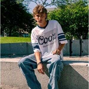 Abercrombie Fitch Coors Golden Colorado Mesh V-Neck Cropped T-Shirt Men's Small